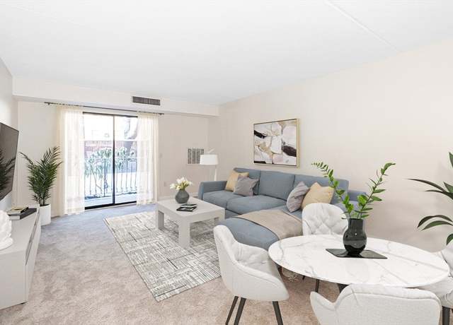 Property at 20 Nahant Pl #108, Lynn, MA 01902, 1 bed, 1 bath