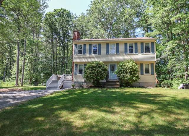 Property at 26 Wilshire Dr, Londonderry, NH 03053, 3 beds, 1.5 baths