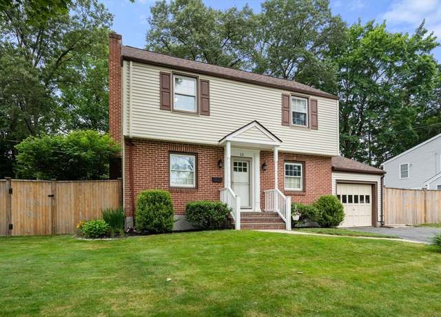 Property at 13 Greenwood Rd, Natick, MA 01760, 3 beds, 1.5 baths