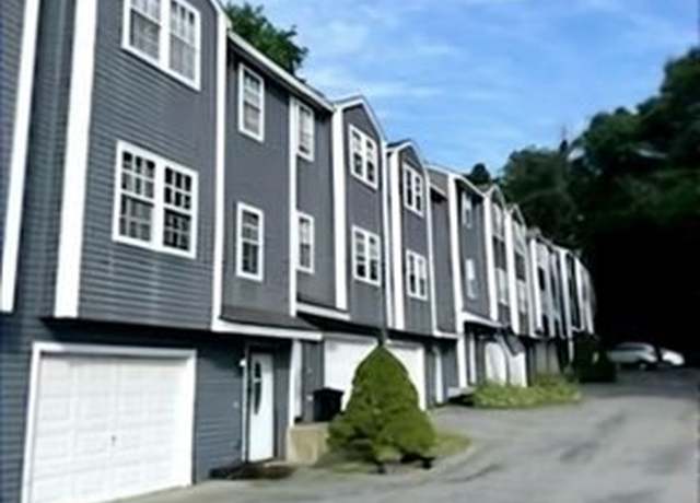 Property at 13 Mercury Ter #13, Haverhill, MA 01832, 2 beds, 1.5 baths