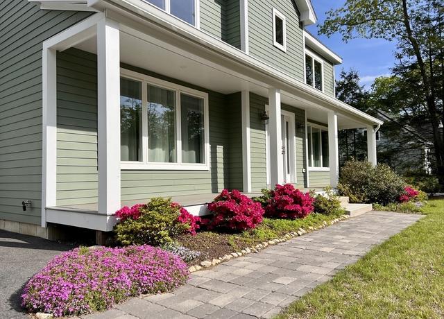 Property at 118 Linden Ridge Rd, Amherst, MA 01002, 4 beds, 4 baths