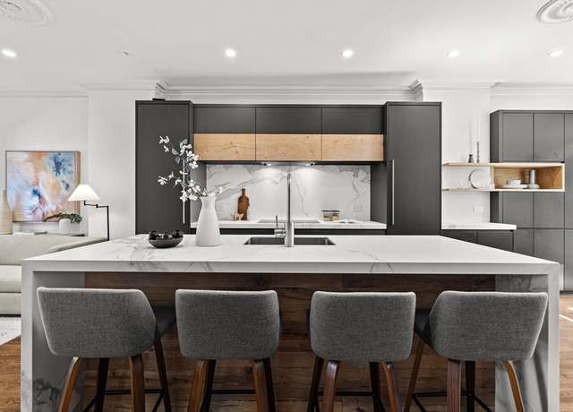 Property at 6 Dartmouth Pl, Boston, MA 02116, 3 beds, 2.5 baths