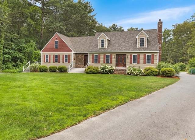 Property at 456 Main St, Hanson, MA 02341, 4 beds, 3.5 baths