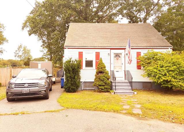 Property at 11 Raymond Rd, Stoneham, MA 02180, 3 beds, 2 baths