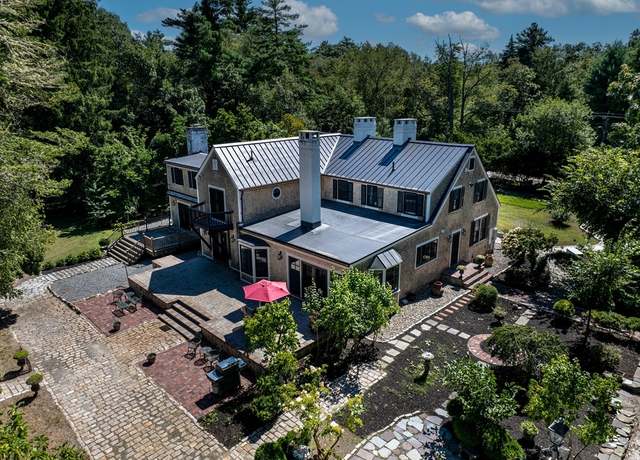 Property at 659 Front St, Marion, MA 02738, 4 beds, 3.5 baths