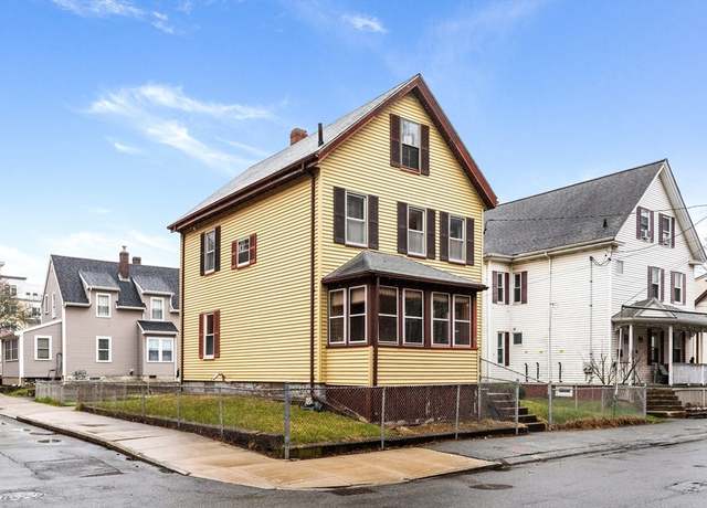 Property at 16 Lake St, Wakefield, MA 01880, 3 beds, 1.5 baths