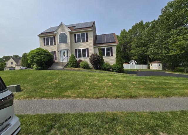 Property at 62 Saint Anthony St, Fitchburg, MA 01420, 5 beds, 3.5 baths