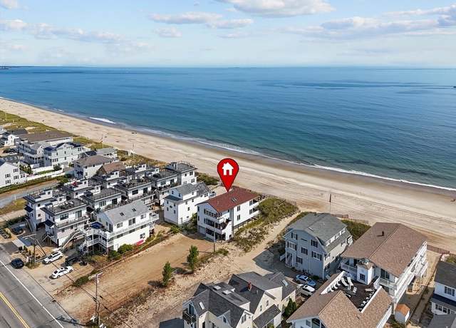 Property at 492-494 North End Blvd, Salisbury, MA 01952, 8 beds, 4 baths