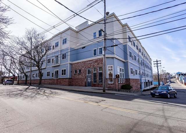 Property at 75 Walnut St #107, Peabody, MA 01960, 1 bed, 1 bath