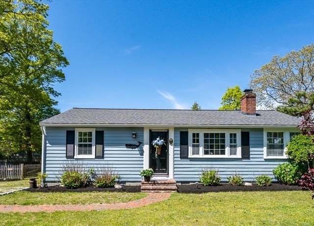 Property at 24 Wildwood St, Dennis, MA 02660, 2 beds, 1 bath