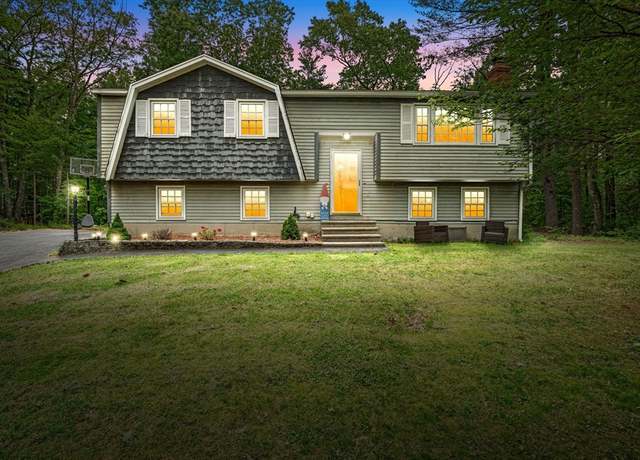 Property at 328 Millville Rd, Uxbridge, MA 01569, 3 beds, 1.5 baths
