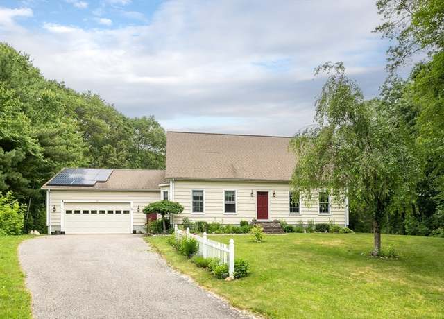 Property at 29 Miscoe Rd, Mendon, MA 01756, 3 beds, 2 baths