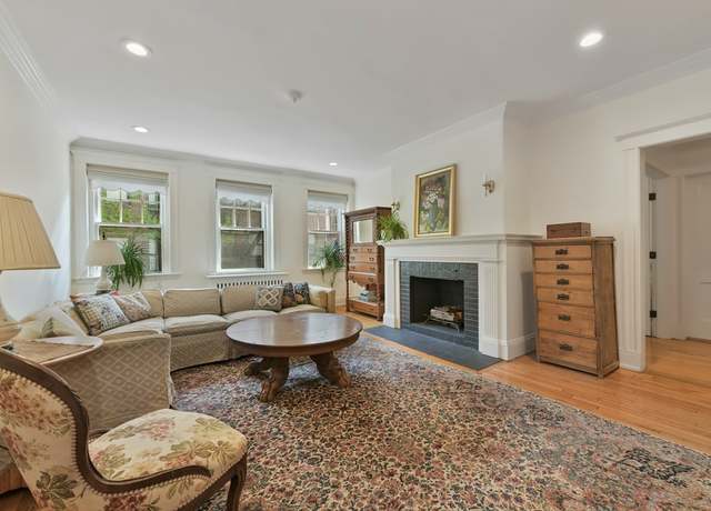 Property at 250 Commonwealth Ave #8, Boston, MA 02116, 4 beds, 2.5 baths