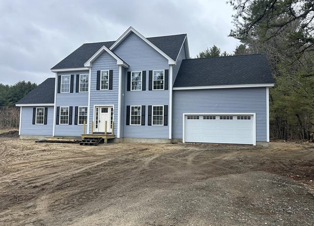 Property at 214 Hampshire Rd, Methuen, MA 01844, 4 beds, 3 baths
