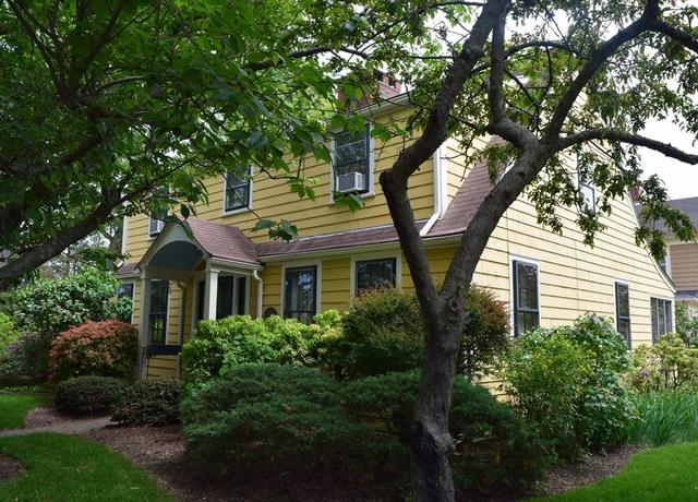 Property at 150 Fowler Ave, Pawtucket, RI 02860, 3 beds, 2 baths