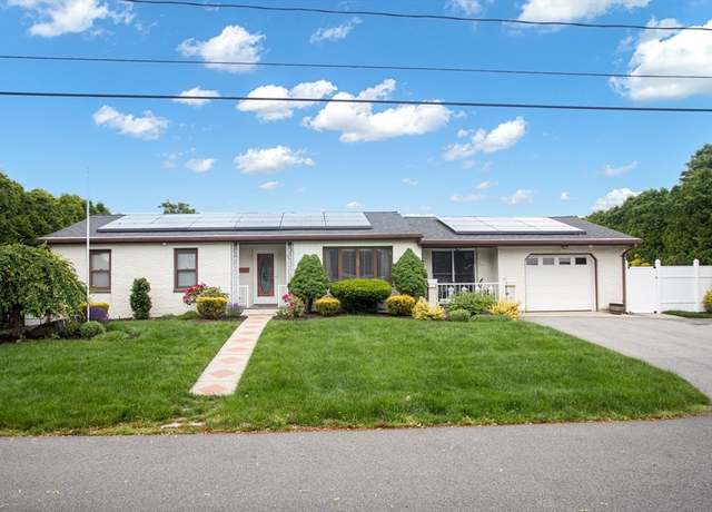 Property at 136 Maryland Ave, Somerset, MA 02726, 3 beds, 2 baths