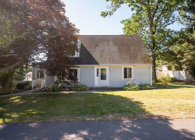 Property at 3 Old Cart Rd, Auburn, MA 01501, 4 beds, 2 baths