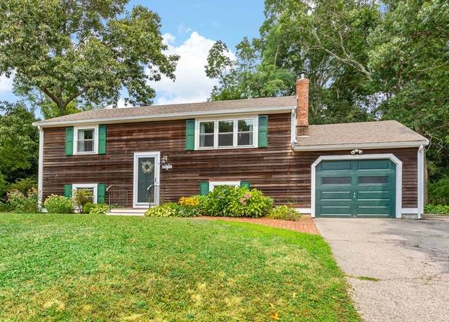 Property at 2 Tanglewood Dr, Falmouth, MA 02536, 4 beds, 2 baths