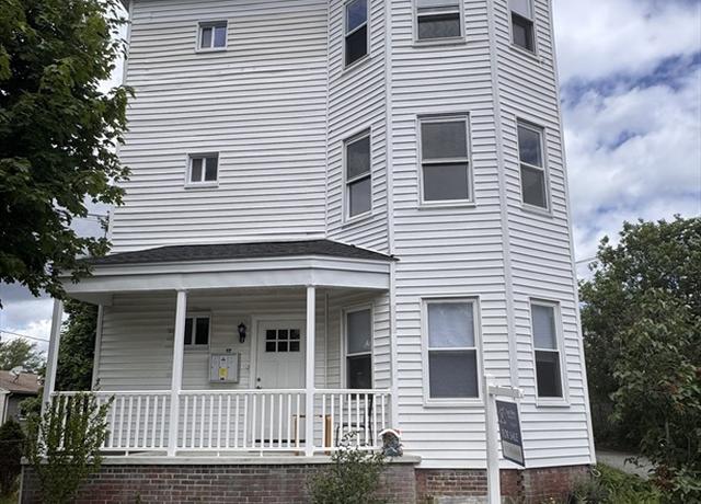 Property at 17 Norcross St #3, Arlington, MA 02474, 2 beds, 2 baths