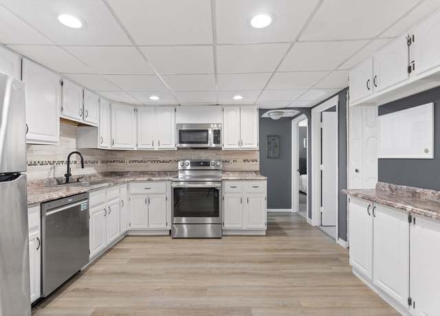 Property at 7 Shadowbrook Ln #10, Milford, MA 01757, 2 beds, 1.5 baths