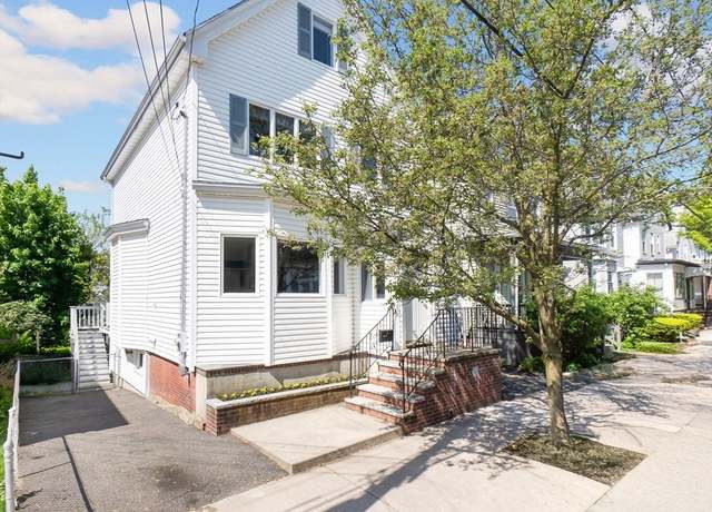 Property at 194 Springvale Ave, Everett, MA 02149, 4 beds, 1.5 baths