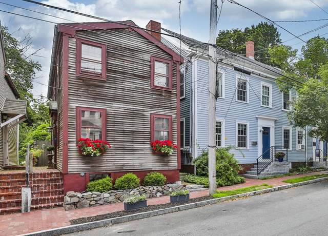 Property at 11 Boardman St, Newburyport, MA 01950, 2 beds, 1 bath
