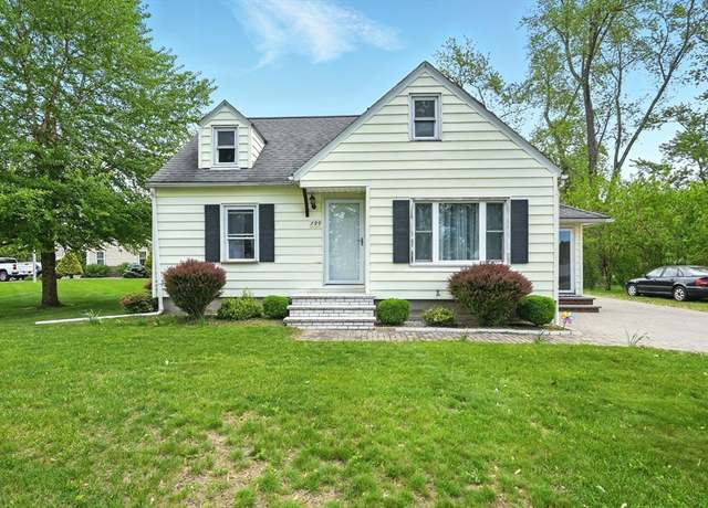 Property at 799 Silver St, Agawam, MA 01001, 4 beds, 1 bath