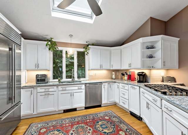 Property at 182 Oak St, Marshfield, MA 02050, 3 beds, 2 baths