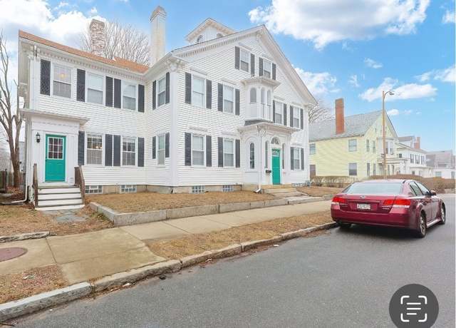 Property at 119 Hillman St, New Bedford, MA 02740, 6 beds, 3 baths
