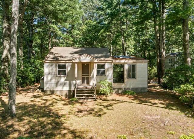 Property at 44 Lake Shore Dr, Middleboro, MA 02346, 2 beds, 1 bath
