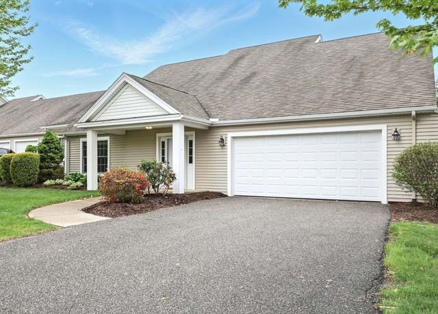 Property at 45 Ivy Cir #45, Wilbraham, MA 01095, 2 beds, 2.5 baths
