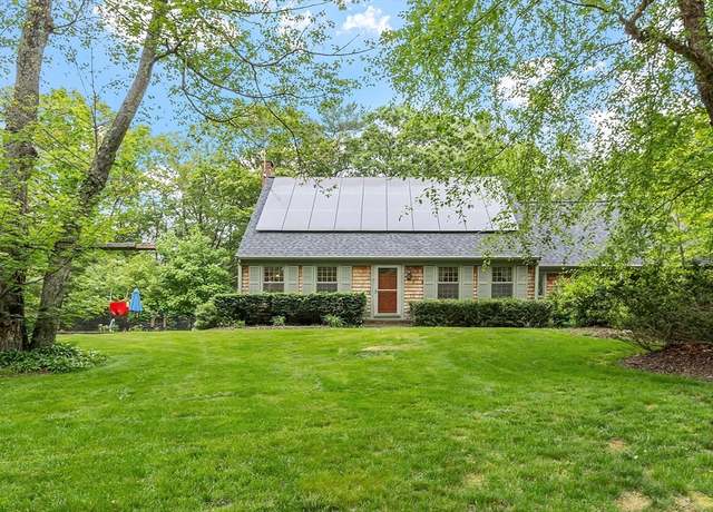 Property at 56 Chapin St, Uxbridge, MA 01569, 4 beds, 2.5 baths