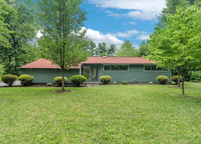 Property at 7 Moss Ln, Amherst, MA 01002, 3 beds, 3 baths
