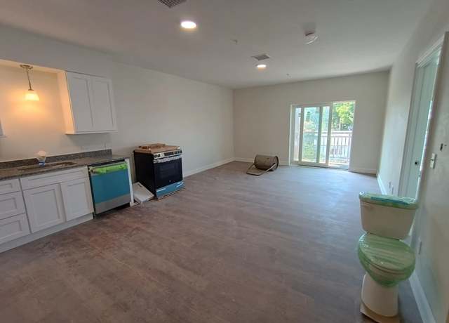 Property at 10 Franklin Ave #402, Revere, MA 02151, 1 bed, 1 bath