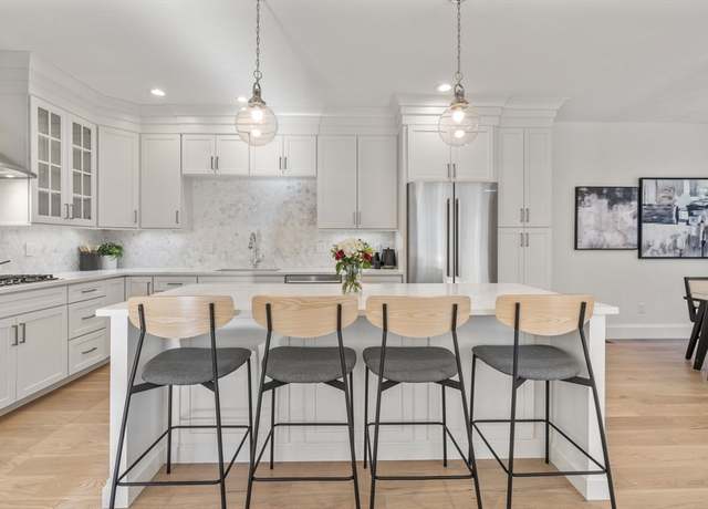 Property at 24 Granville Ln #24, Amesbury, MA 01913, 3 beds, 3.5 baths