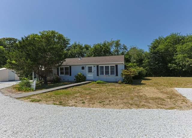 Property at 164 Pleasant Lake Ave, Harwich, MA 02645, 2 beds, 3 baths
