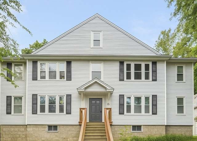 Property at 15 Circuit Ave E, Worcester, MA 01603, 12 beds, 4 baths