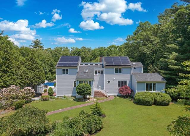 Property at 1 Crooked Bow Path, Mattapoisett, MA 02739, 5 beds, 4.5 baths