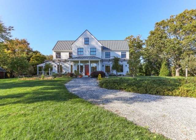 Property at 46 Roos Rd, Sandwich, MA 02563, 5 beds, 4.5 baths