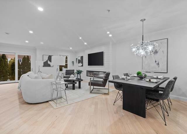 Property at 5 Chatham Way #5, Watertown, MA 02472, 3 beds, 3.5 baths