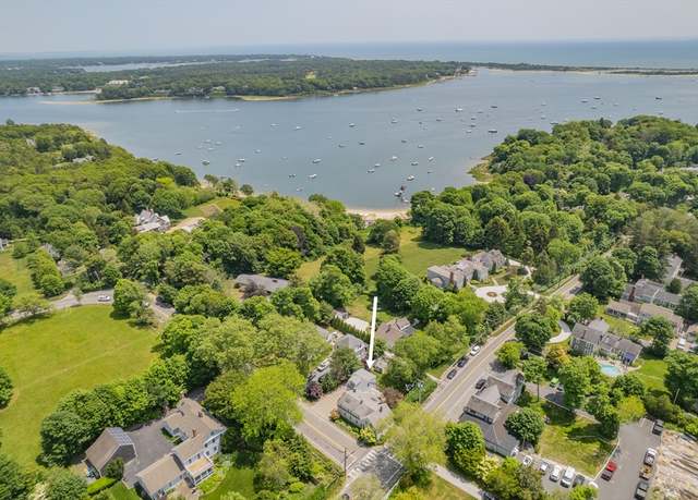 Property at 5 Putnam Ave, Barnstable, MA 02635, 4 beds, 3.5 baths