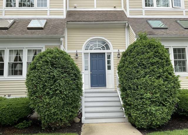 Property at 3 Munroe St #3, Newburyport, MA 01950, 3 beds, 2.5 baths