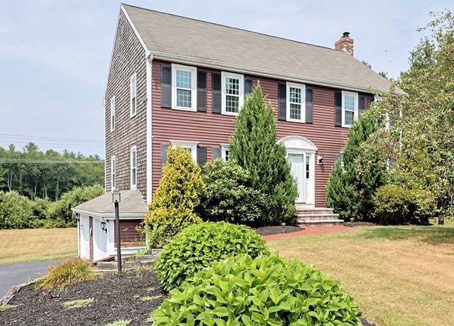 Property at 110 Cobblestone Ln, Bridgewater, MA 02324, 4 beds, 2.5 baths