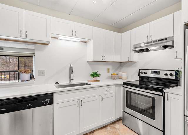 Property at 40 Main St #505, Stoneham, MA 02180, 1 bed, 1.5 baths