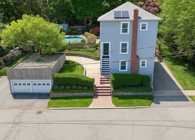 Property at 24 Spruce St, Lynn, MA 01905, 4 beds, 2.5 baths