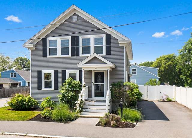 Property at 10 Saunders Rd, Lynn, MA 01904, 3 beds, 1.5 baths