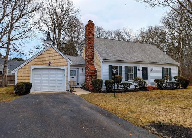 Property at 44 Emerald Ln, Falmouth, MA 02536, 3 beds, 2.5 baths
