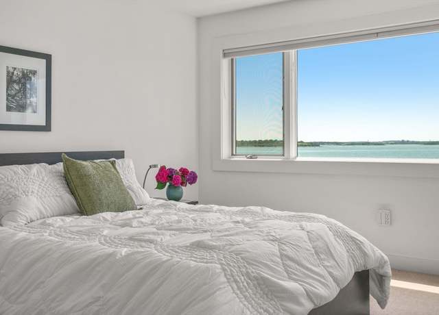 Property at 10 Marina Dr #10, Hull, MA 02045, 2 beds, 2.5 baths