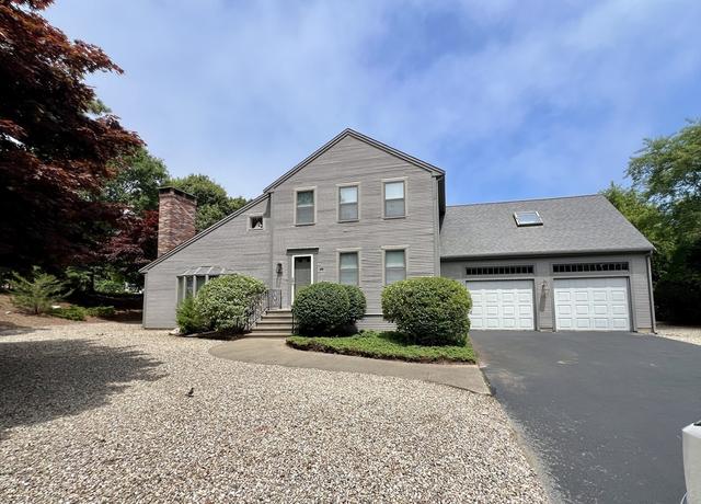Property at 293 Wild Harbor Rd, Falmouth, MA 02556, 3 beds, 2.5 baths