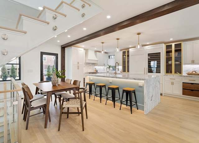 Property at 20 R Linden Pl, Brookline, MA 02445, 3 beds, 3.5 baths
